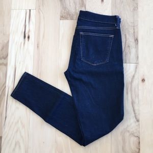 GAP dark wash legging jeans size 27r